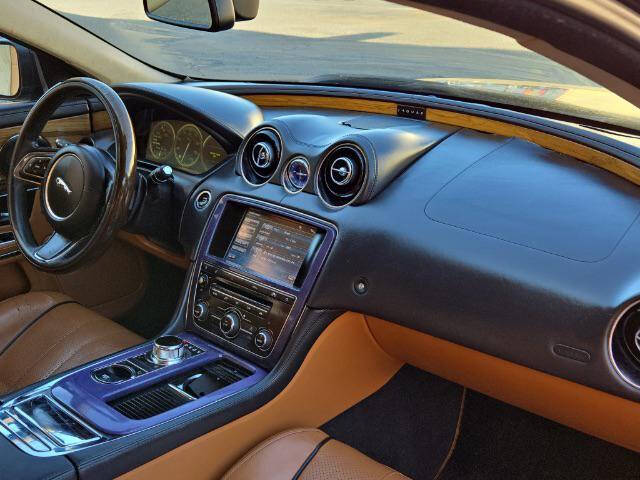 2011 Jaguar XJ Supercharged