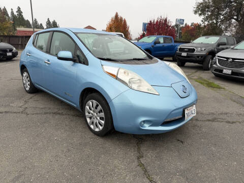 2015 Nissan LEAF S