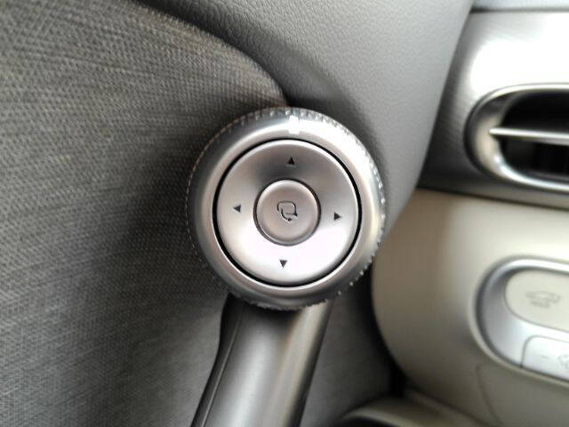 2024 Genesis GV60 Standard