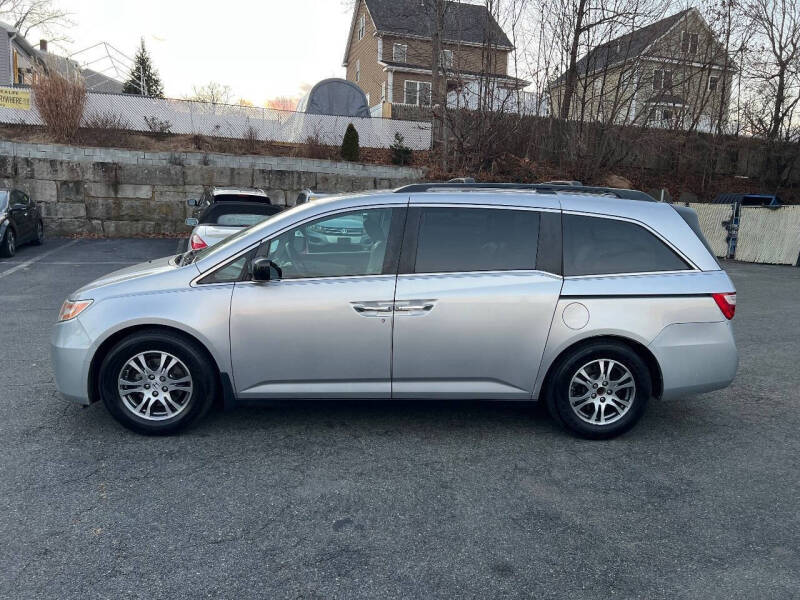 2011 Honda Odyssey EX-L w/DVD