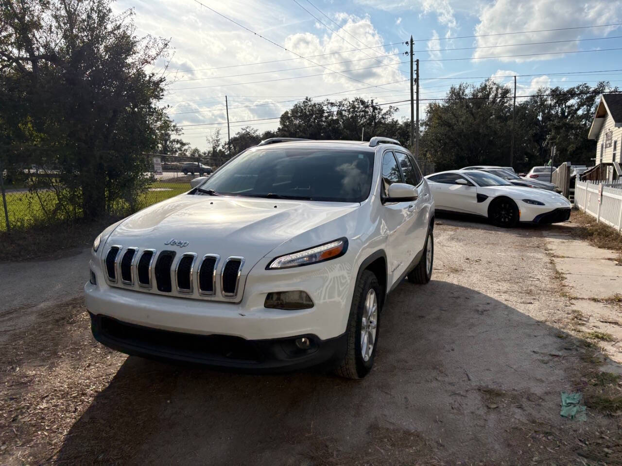 2016 Jeep Cherokee for sale at Hobgood Auto Sales in Land O Lakes, FL