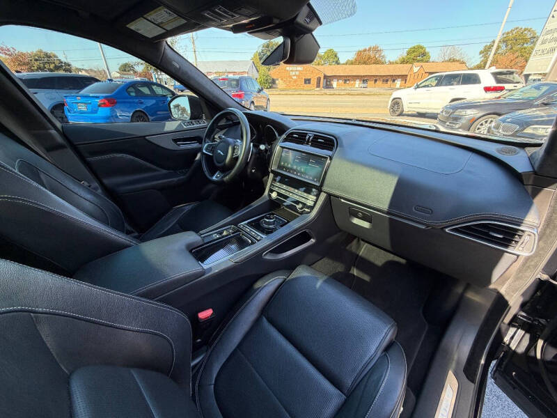 2020 Jaguar F-PACE S