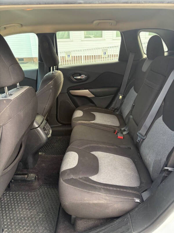 2018 Jeep Cherokee Latitude
