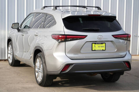 2023 Toyota Highlander Limited