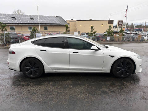 2021 Tesla Model S Plaid
