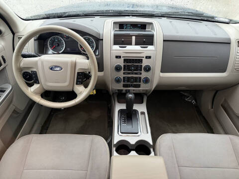 2011 Ford Escape XLT