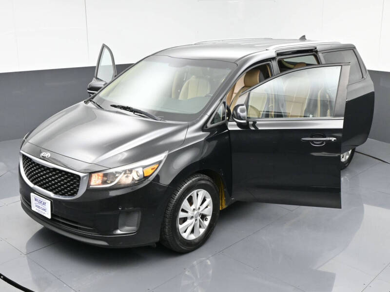 2017 Kia Sedona LX