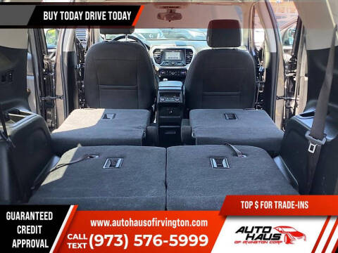 2017 GMC Acadia SLE-2
