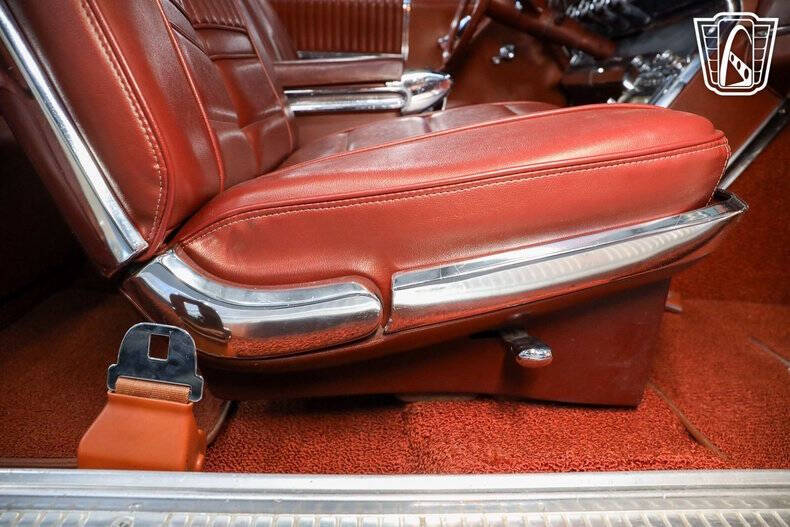 1966 Ford Thunderbird