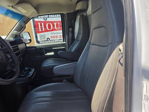 2024 GMC Savana 2500