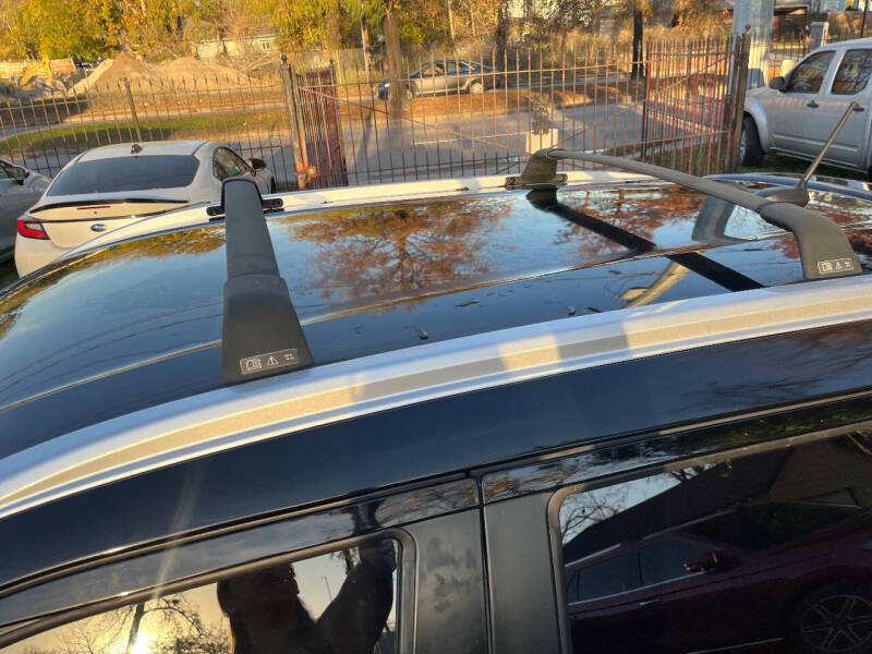 2018 Nissan Kicks SR