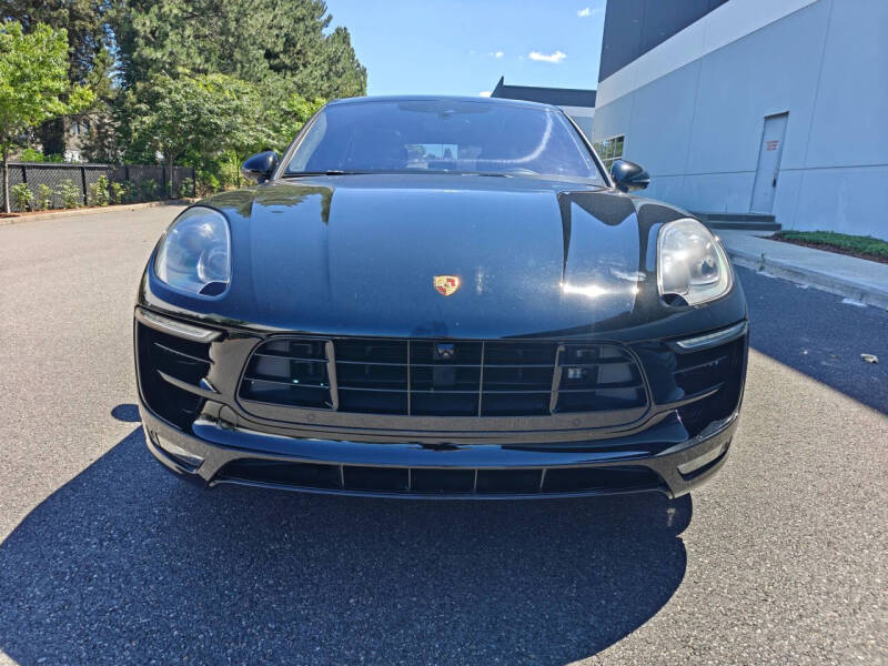 2016 Porsche Macan Turbo
