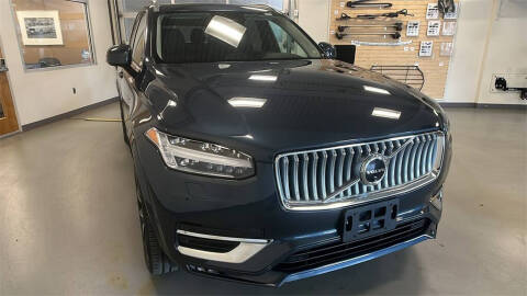 2024 Volvo XC90 B5 Plus Bright Theme