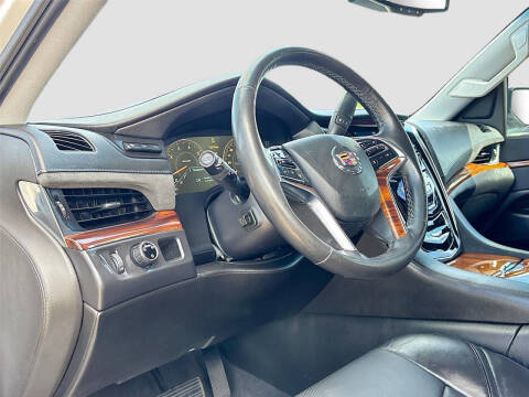 2015 Cadillac Escalade ESV Luxury