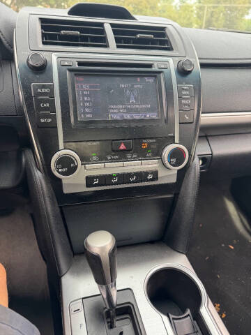 2014 Toyota Camry SE