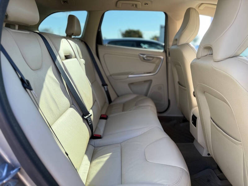 2014 Volvo XC60 3.2 Premier Plus