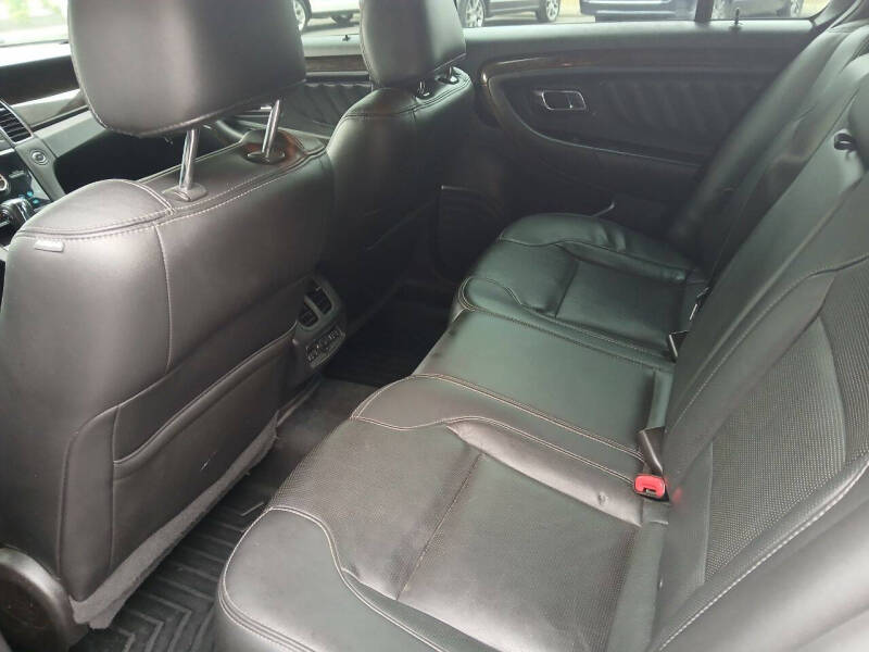 2014 Ford Taurus Limited