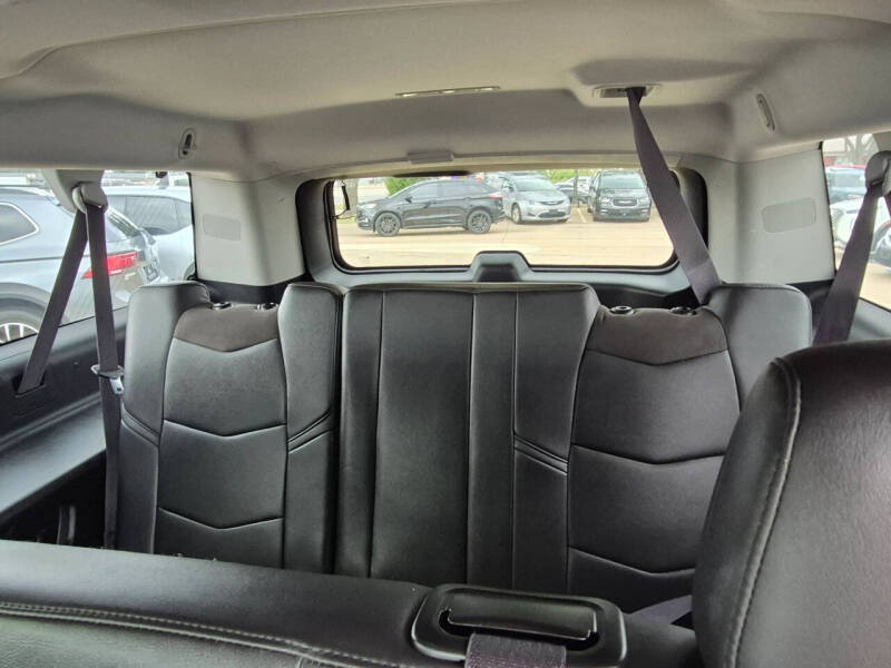 2016 Cadillac Escalade ESV Luxury Collection