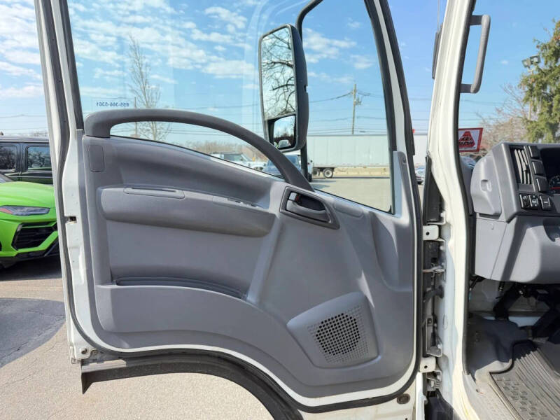 2017 Isuzu NPR