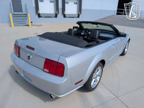 2005 Ford Mustang