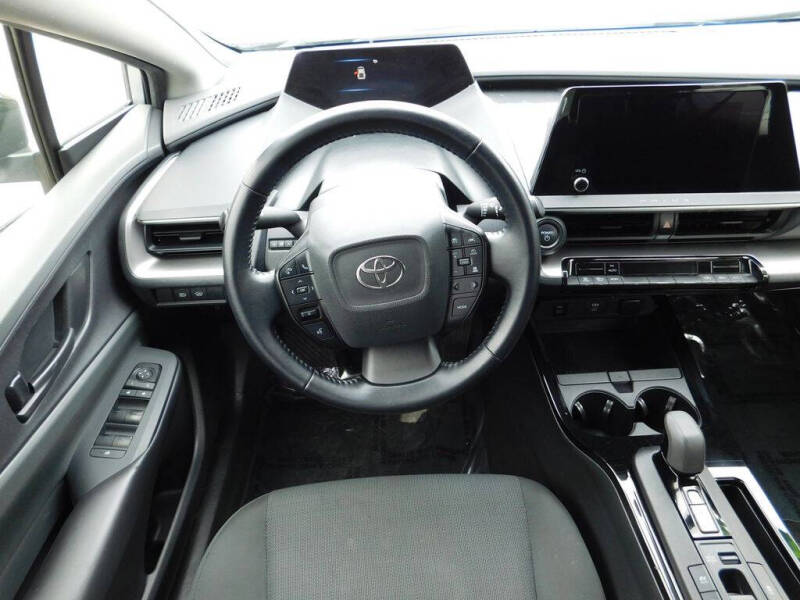 2023 Toyota Prius LE