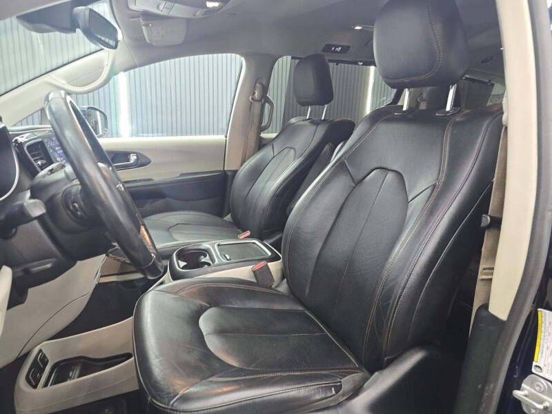 2019 Chrysler Pacifica Touring L Plus