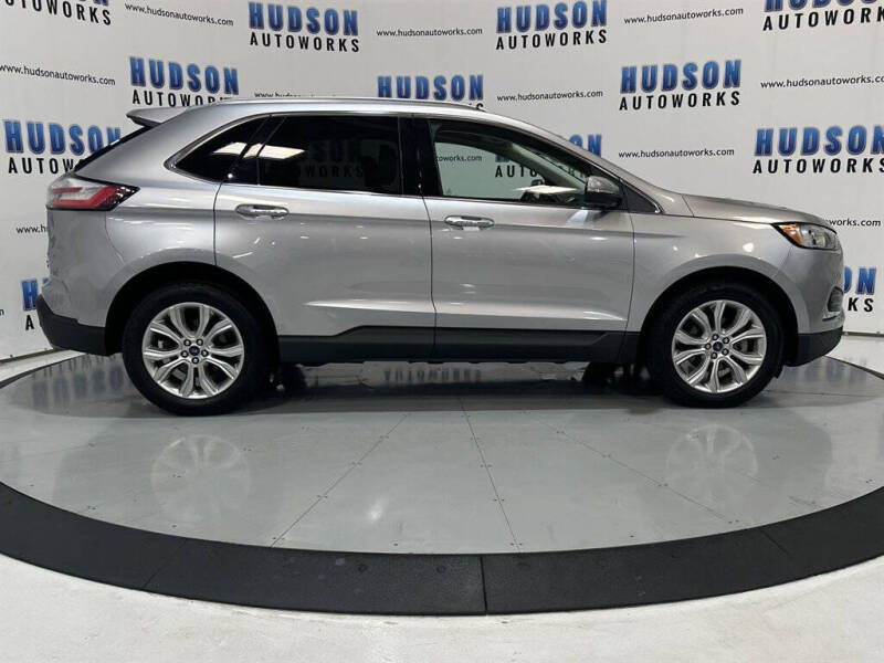 2020 Ford Edge Titanium