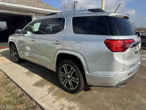 2017 GMC Acadia Denali