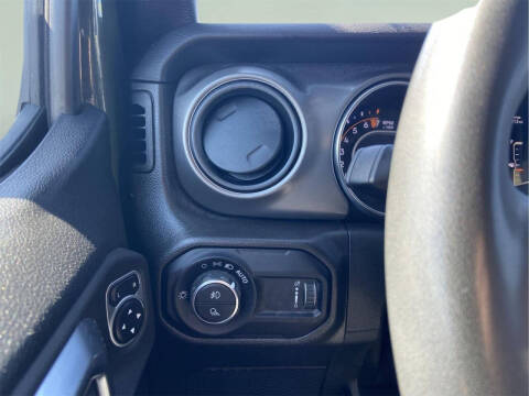 2023 Jeep Gladiator Willys