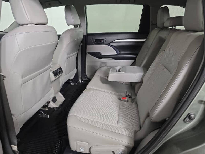 2018 Toyota Highlander LE Plus