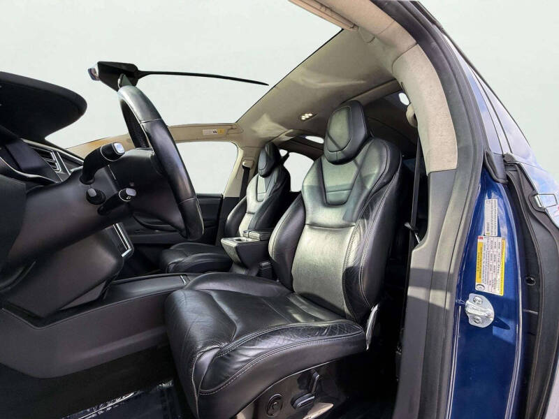 2016 Tesla Model X 90D