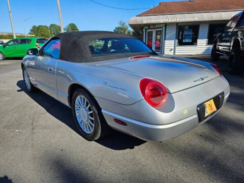 2004 Ford Thunderbird Deluxe