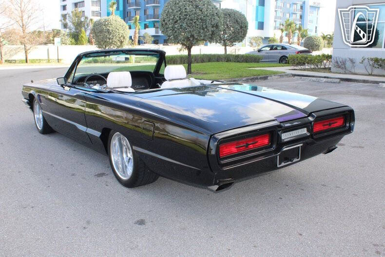 1964 Ford Thunderbird