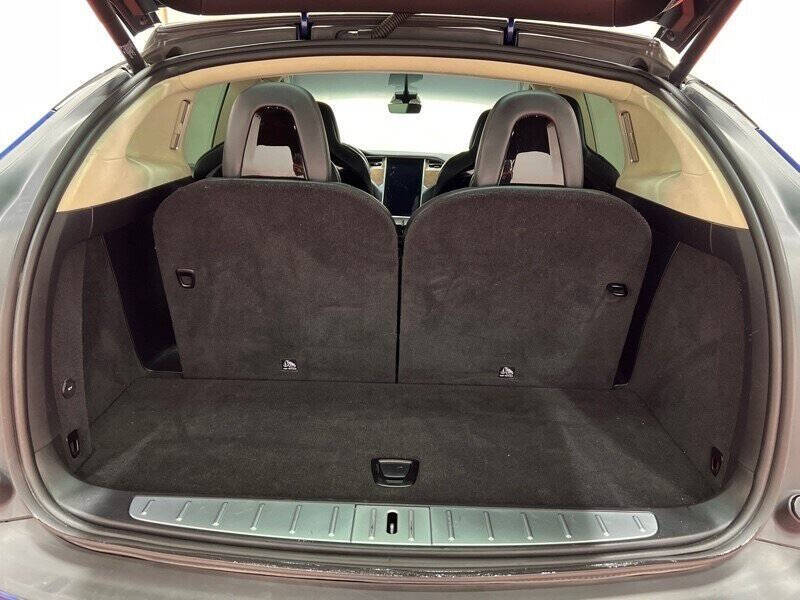 2017 Tesla Model X 75D