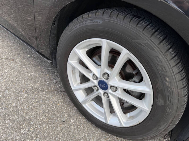 2018 Ford Focus SE - Photo 31