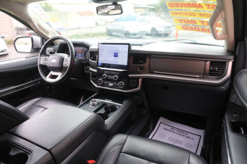 2024 Ford Expedition XLT