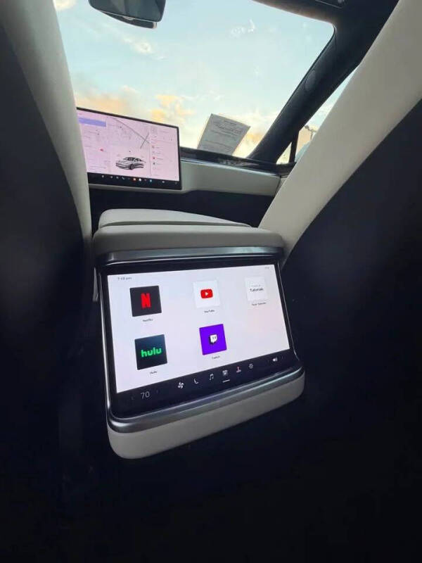 2025 Tesla Model S