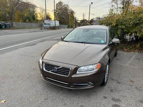 2013 Volvo S80 for sale at Charlie's Auto Sales in Quincy MA