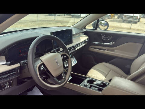 2023 Lincoln Corsair Standard