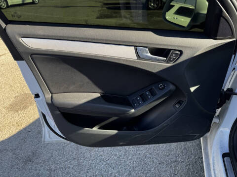 2011 Audi A4 2.0T quattro Avant Premium Plus