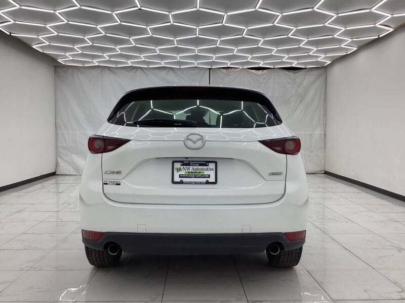 2017 Mazda CX-5 Sport