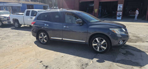 2013 Nissan Pathfinder for sale at DREWS AUTO SALES INTERNATIONAL BROKERAGE in Atlanta GA
