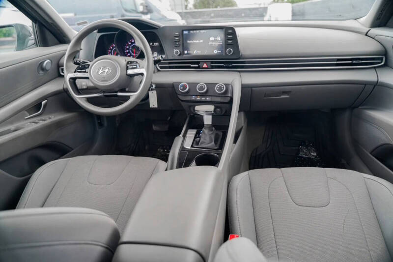 2023 Hyundai Elantra