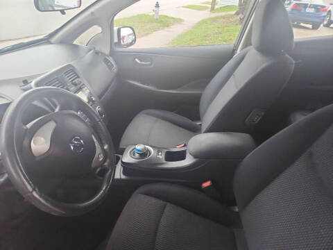 2014 Nissan LEAF SV
