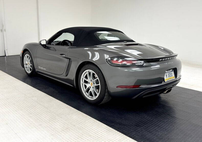 2017 Porsche 718 Boxster