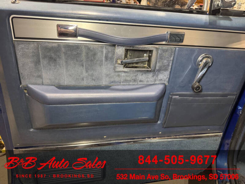 1987 Chevrolet R/V 10 Series