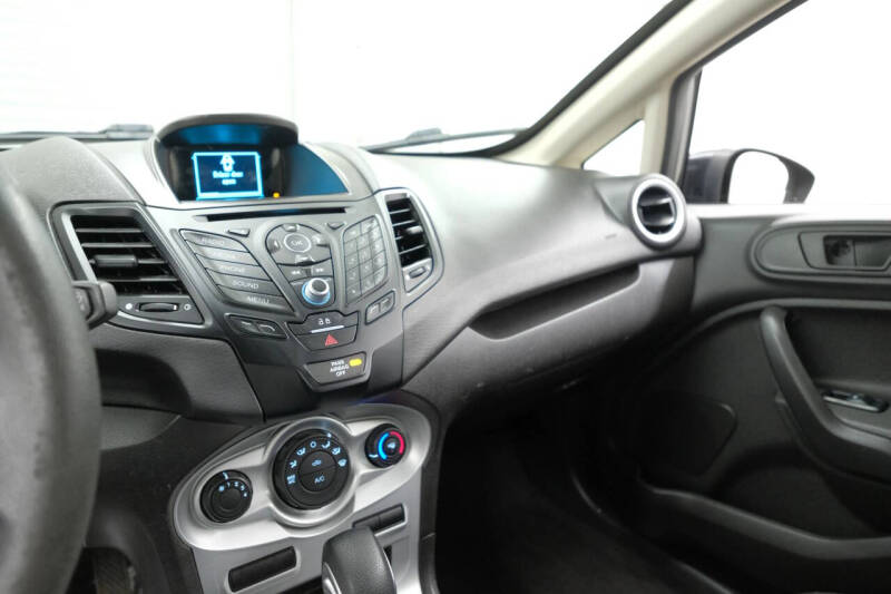 2017 Ford Fiesta SE