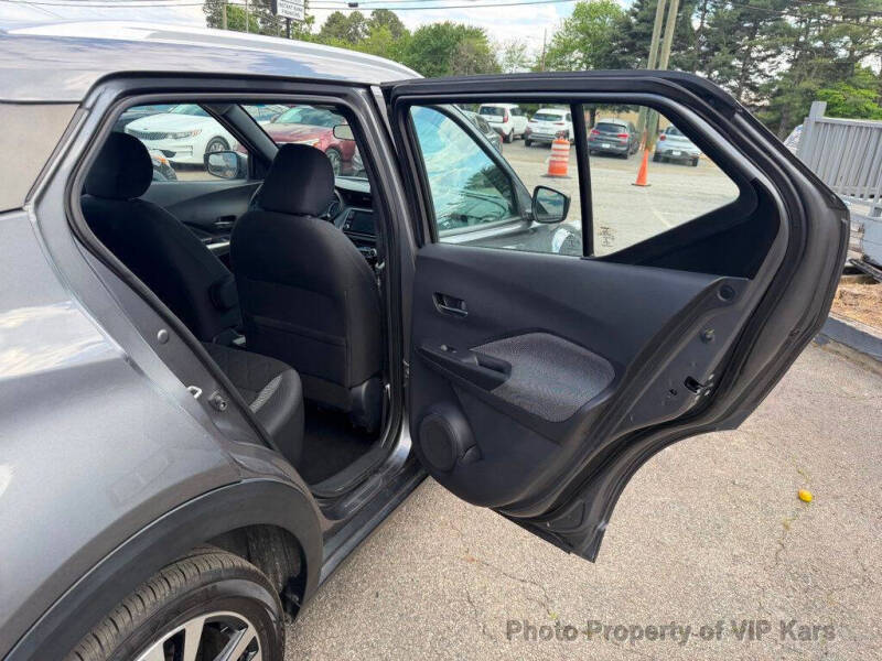 2020 Nissan Kicks SV