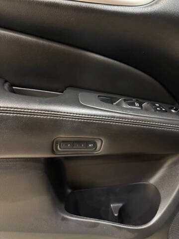 2015 Nissan Pathfinder SL