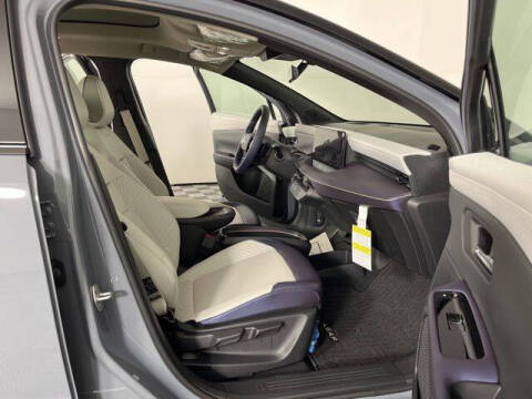 2026 Nissan LEAF Platinum+